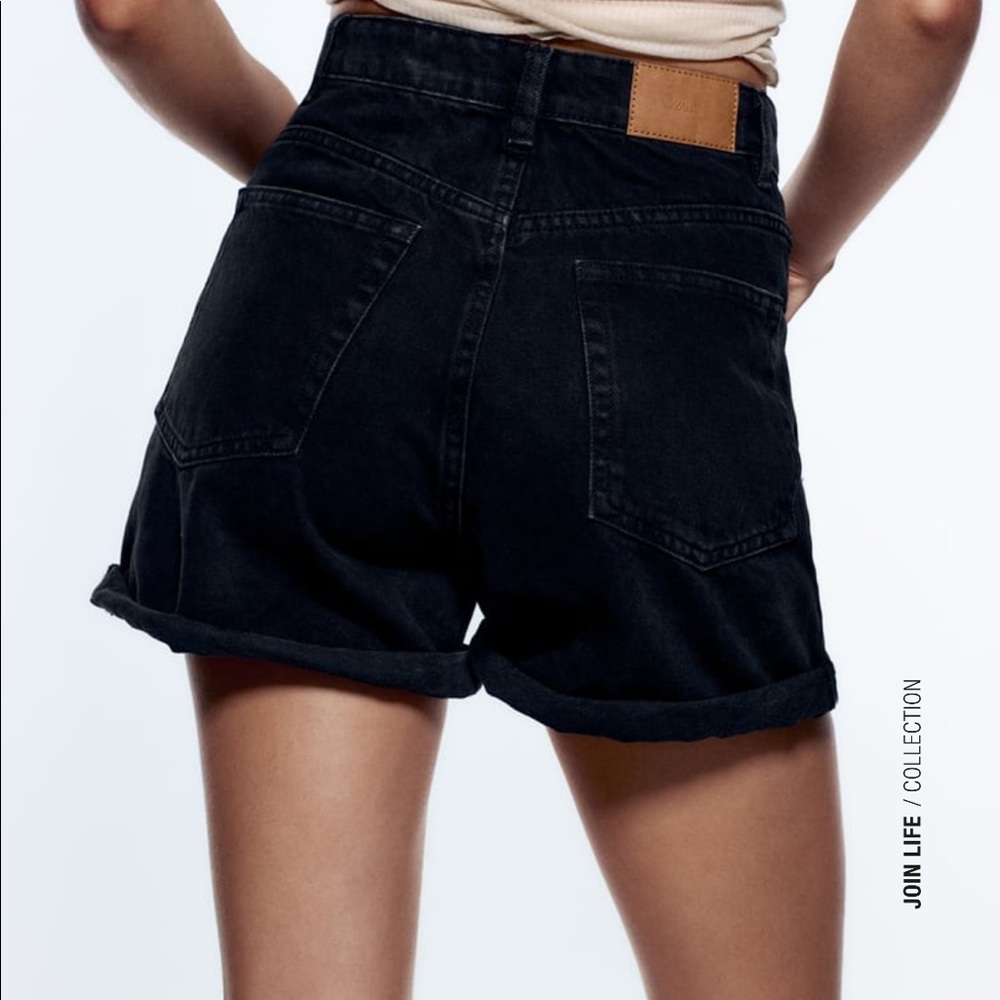 Zara Mom Fit High Waisted Black Shorts